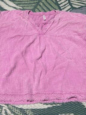 Zenana Outfitters Lavender-Pink Gauze V-Neck Tunic